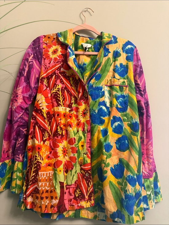 Anthropologie Jackets & Blazers - Roeqiya Anthropologie Size Medium women’s Cardigan